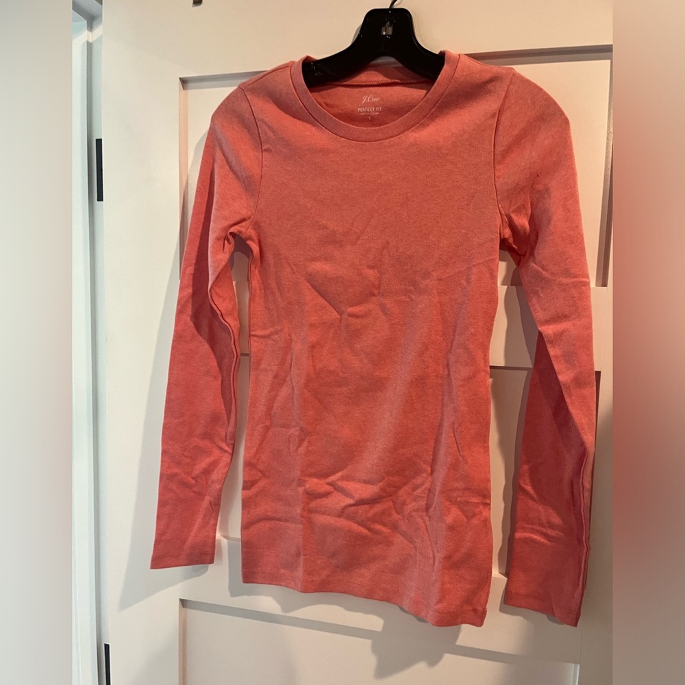 Gap Women’s Perfect Fit Long Sleeve Tee in Size S